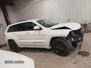 2015 Jeep Grand Cherokee Laredo with VIN 1C4RJFAG6FC606431, listed as a IAAI auction lot 41754182 with 99,987 mi miles. Bid and sale history available at carsss.com. Image 13.