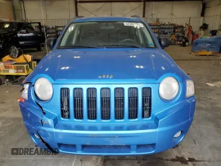 2008 Jeep Compass Sport with VIN 1J8FT47W48D795215, listed as a Copart auction lot 52380185 with 149,164 mi miles and Clean Title. Bid and sale history available at carsss.com. Image 5.