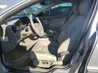 2004 Volvo V70 with VIN YV1SW59V142358585, listed as a Copart auction lot 88553485 with 215,670 mi miles and Salvage title. Bid and sale history available at DreamBid. Image 7.