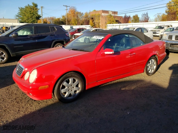 2002 Mercedes-Benz CLK-Class with VIN WDBLK65G02T113270, listed as a Copart auction lot 77427374 with 169,970 mi miles and Salvage Title. Bid and sale history available at carsss.com. Image 1.