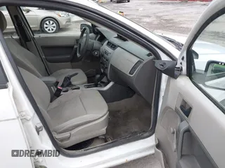 2008 Ford Focus S with VIN 1FAHP34N78W283744, listed as a IAAI auction lot 41655154 with 223,753 mi miles. Bid and sale history available at carsss.com. Image 5.