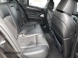 2013 BMW M5 z VIN WBSFV9C54DD095421, wystawiony jako Copart lot #53492515 z przebiegiem Nie podano mil oraz Szkoda całkowita • Salvage title. Historia ofert i sprzedaży dostępna na DreamBid. Obrazek 10.