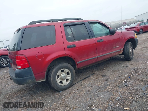 2005 Ford Explorer XLS z VIN 1FMZU62K15UA33727, wystawiony jako IAAI lot #41923293 z przebiegiem 191 698 mil mil oraz . Historia ofert i sprzedaży dostępna na DreamBid. Obrazek 4.
