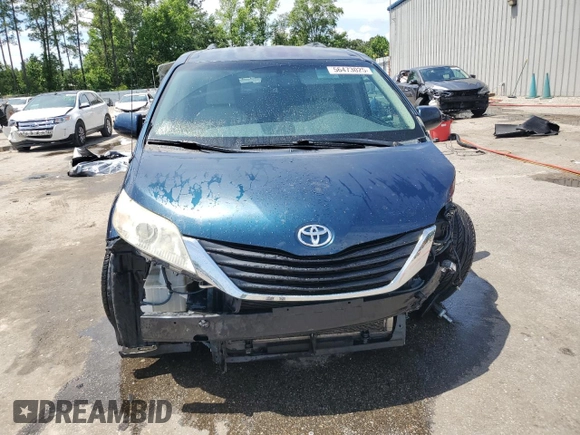 2012 Toyota Sienna LE AAS с VIN 5TDKK3DC4CS218114, выставлен на аукционе Copart как лот 56473025 с пробегом 214 865 миль миль и Списание • Salvage title. История ставок и продаж доступна на DreamBid. Изображение 5.