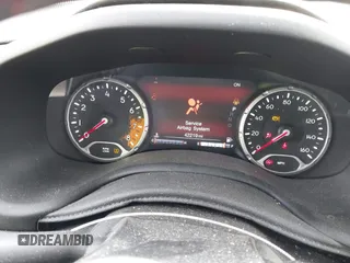 2015 Jeep Renegade Trailhawk with VIN ZACCJBCT6FPB32422, listed as a IAAI auction lot 41618410 with 42,219 mi miles and . Bid and sale history available at DreamBid. Image 7.