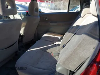 2004 Suzuki XL7 LX z VIN JS3TX92V844110977, wystawiony jako IAAI lot #41343611 z przebiegiem 64 773 mil mil oraz . Historia ofert i sprzedaży dostępna na DreamBid. Obrazek 8.