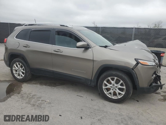 2018 Jeep Cherokee Latitude Plus with VIN 1C4PJMLXXJD597809, listed as a Copart auction lot 46794435 with 118,452 mi miles and Salvage Title. Bid and sale history available at DreamBid. Image 4.