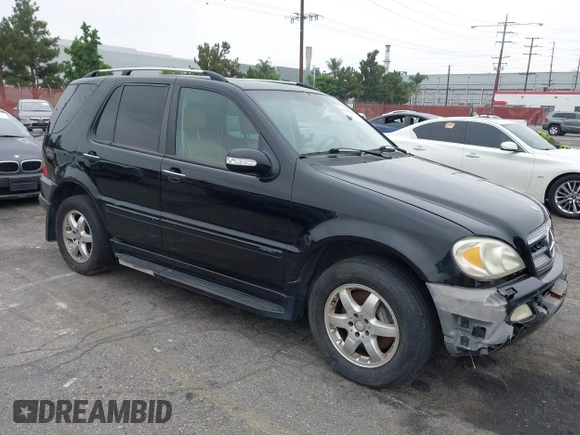 2005 Mercedes-Benz M 500 with VIN 4JGAB75EX5A532297, listed as a IAAI auction lot 42794563 with 200,481 mi miles and . Bid and sale history available at DreamBid. Image 1.