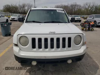 2014 Jeep Patriot Altitude with VIN 1C4NJPBA7ED642359, listed as a Copart auction lot 50761925 with 222,922 mi miles and Salvage Title. Bid and sale history available at DreamBid. Image 5.
