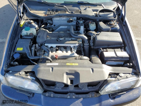 2002 Volvo C70 with VIN YV1NC53D32J029475, listed as a Copart auction lot 79502864 with 58,618 mi miles and Clean Title. Bid and sale history available at carsss.com. Image 11.