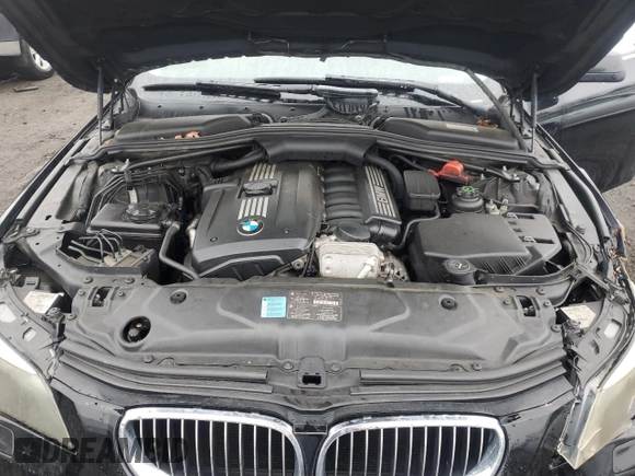 2010 BMW 5 Series 528i with VIN WBANU5C5XAC364163, listed as a Copart auction lot 42795125 with 146,822 mi miles and Salvage Title. Bid and sale history available at DreamBid. Image 11.