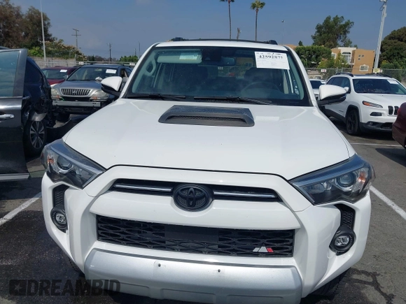 2021 Toyota 4Runner TRD Off Road Premium with VIN JTERU5JR7M5940287, listed as a IAAI auction lot 42592875 with 21,771 mi miles and . Bid and sale history available at DreamBid. Image 12.