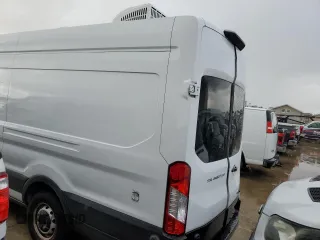 2019 Ford Transit с VIN 1FTYR3XM8KKA82456, выставлен на аукционе Copart как лот 75088664 с пробегом Не указан миль и Списание • Salvage title. История ставок и продаж доступна на DreamBid. Изображение 6.