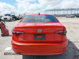 2019 Volkswagen Jetta SEL with VIN 3VWE57BU7KM167369, listed as a IAAI auction lot 42346356 with 79,327 mi miles and . Bid and sale history available at DreamBid. Image 17.