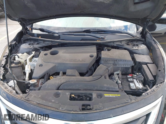 2015 Nissan Altima 2.5 S with VIN 1N4AL3AP9FN918503, listed as a IAAI auction lot 41997883 with 111,336 mi miles. Bid and sale history available at carsss.com. Image 10.