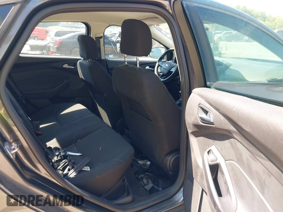 2017 Ford Focus SE с VIN 1FADP3FE2HL244170, выставлен на аукционе IAAI как лот 42281389 с пробегом 45 402 миль миль и . История ставок и продаж доступна на DreamBid. Изображение 8.