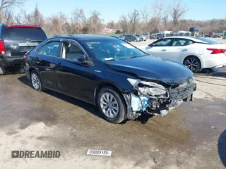 2015 Toyota Camry LE z VIN 4T1BD1FK8FU172673, wystawiony jako IAAI lot #41780228 z przebiegiem 171 308 mil mil oraz . Historia ofert i sprzedaży dostępna na DreamBid. Obrazek 1.