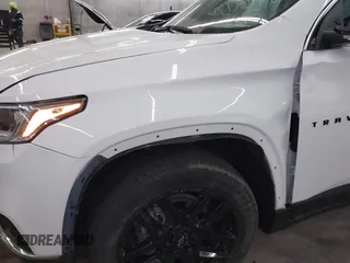 2021 Chevrolet Traverse LT Cloth with VIN 1GNERGKW1MJ206196, listed as a IAAI auction lot 41946973 with 70,630 mi miles. Bid and sale history available at carsss.com. Image 6.