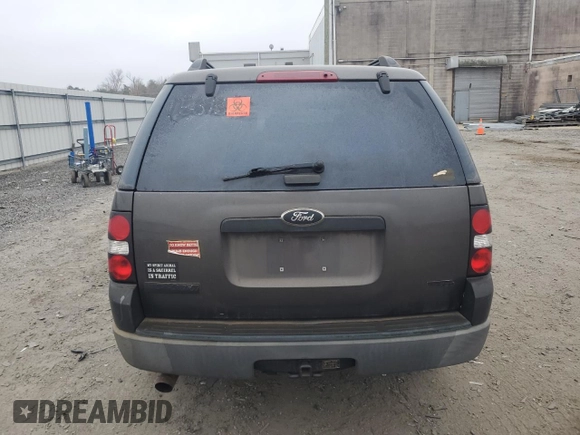2006 Ford Explorer XLT z VIN 1FMEU73E56UB09853, wystawiony jako Copart lot #48942585 z przebiegiem 154 653 mil mil oraz Szkoda całkowita • Salvage title. Historia ofert i sprzedaży dostępna na DreamBid. Obrazek 6.