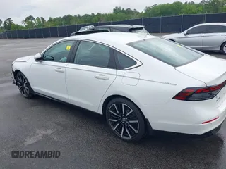 2023 Honda Accord Touring с VIN 1HGCY2F80PA009611, выставлен на аукционе IAAI как лот 42093393 с пробегом 18 520 миль миль и . История ставок и продаж доступна на DreamBid. Изображение 3.