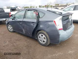 2010 Toyota Prius II with VIN JTDKN3DU8A0205933, listed as a IAAI auction lot 41741426 with 112,097 mi miles. Bid and sale history available at carsss.com. Image 3.