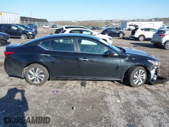 2019 Nissan Altima S with VIN 1N4BL4BVXKC157333, listed as a IAAI auction lot 41995192 with 94,331 mi miles and . Bid and sale history available at DreamBid. Image 14.