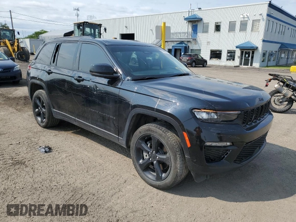 2023 Jeep Grand Cherokee 30th Anniversary with VIN 1C4RJYB63P8783993, listed as a Copart auction lot 60485625 with 38,881 mi miles and Salvage title. Bid and sale history available at DreamBid. Image 4.