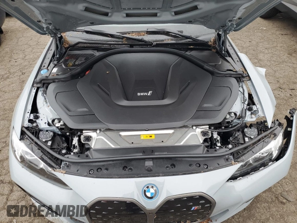 2024 BMW i4 M50 z VIN WBY33AW04RFR97434, wystawiony jako Copart lot #88290805 z przebiegiem 11 355 mil mil oraz Szkoda całkowita • Salvage title. Historia ofert i sprzedaży dostępna na DreamBid. Obrazek 11.
