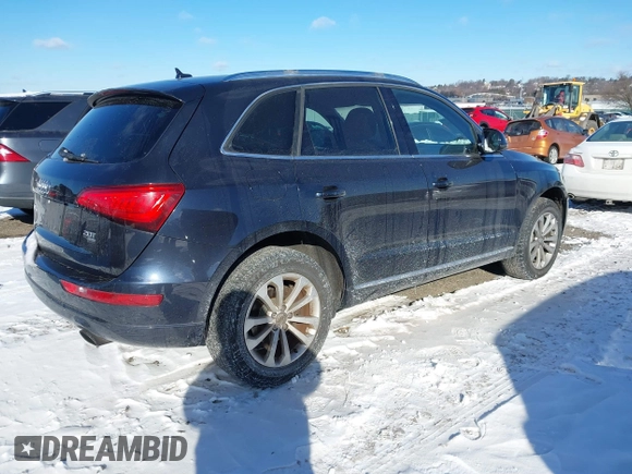 2014 Audi Q5 Premium Plus with VIN WA1LFAFP9EA115682, listed as a IAAI auction lot 41260091 with 145,744 mi miles. Bid and sale history available at carsss.com. Image 4.