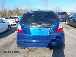 2010 Honda Fit with VIN JHMGE8H20AS005806, listed as a IAAI auction lot 41875876 with 1 mi miles. Bid and sale history available at carsss.com. Image 17.