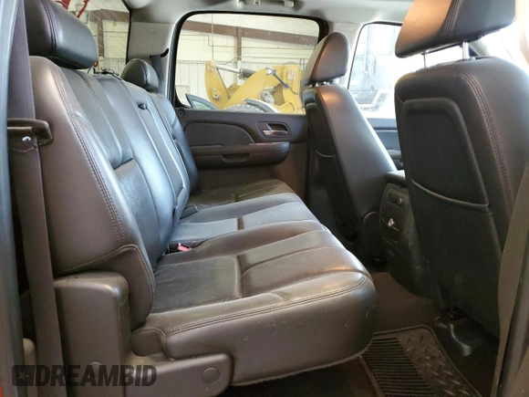 2007 GMC Sierra 1500 SLT с VIN 3GTEK13MX7G554432, выставлен на аукционе Copart как лот 56957005 с пробегом 219 580 миль миль и На запчасти • Non repairable. История ставок и продаж доступна на DreamBid. Изображение 10.