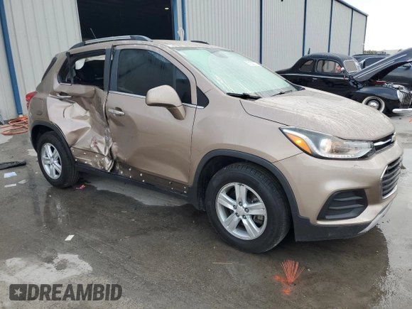 2018 Chevrolet Trax LT with VIN 3GNCJLSB0JL201452, listed as a Copart auction lot 51303775 with 30,802 mi miles and Salvage Title. Bid and sale history available at carsss.com. Image 4.