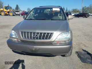2002 Lexus RX 300 with VIN JTJHF10UX20261307, listed as a IAAI auction lot 42029494 with 1 mi miles. Bid and sale history available at carsss.com. Image 11.