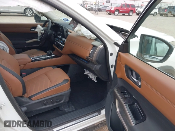 2024 Nissan Pathfinder Platinum with VIN 5N1DR3DG7RC302926, listed as a IAAI auction lot 41706681 with 4,146 mi miles. Bid and sale history available at carsss.com. Image 5.
