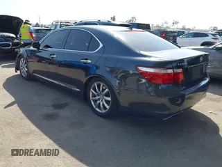 2007 Lexus LS 460 with VIN JTHBL46F375050759, listed as a IAAI auction lot 41848554 with 106,257 mi miles. Bid and sale history available at carsss.com. Image 3.