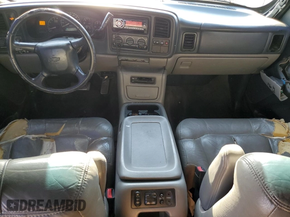 2002 Chevrolet Suburban LS with VIN 3GNEC16T42G306502, listed as a Copart auction lot 80507984 with 277,514 mi miles and Salvage Title. Bid and sale history available at carsss.com. Image 8.