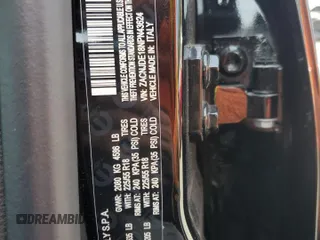2022 Jeep Renegade Altitude z VIN ZACNJDE18NPN43624, wystawiony jako Copart lot #42755045 z przebiegiem Nie podano mil oraz Nie do naprawy • Non repairable. Historia ofert i sprzedaży dostępna na DreamBid. Obrazek 13.