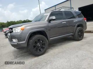 2011 Toyota 4Runner SR5 z VIN JTEZU5JR4B5025748, wystawiony jako Copart lot #59233585 z przebiegiem 179 560 mil mil oraz Szkoda całkowita • Salvage title. Historia ofert i sprzedaży dostępna na DreamBid. Obrazek 1.