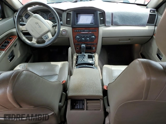 2005 Jeep Grand Cherokee Limited с VIN 1J4HR58N85C574903, выставлен на аукционе Copart как лот 60697745 с пробегом 241 128 миль миль и Списание • Salvage title. История ставок и продаж доступна на DreamBid. Изображение 8.