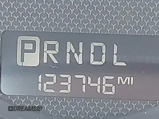 2004 Chevrolet Malibu Maxx LT z VIN 1G1ZU64854F201810, wystawiony jako IAAI lot #42169195 z przebiegiem 123 746 mil mil oraz . Historia ofert i sprzedaży dostępna na DreamBid. Obrazek 16.