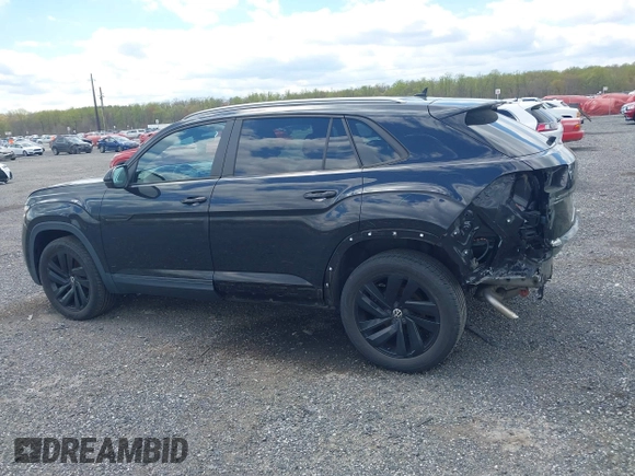 2021 Volkswagen Atlas S with VIN 1V2GC2CA3MC201495, listed as a IAAI auction lot 42044554 with 33,097 mi miles and . Bid and sale history available at DreamBid. Image 14.