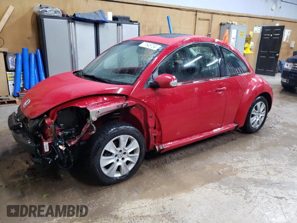 2008 Volkswagen New Beetle Coupe S with VIN 3VWRW31C88M526138, listed as a Copart auction lot 77848734 with 67,660 mi miles and Clean Title. Bid and sale history available at carsss.com. Image 1.