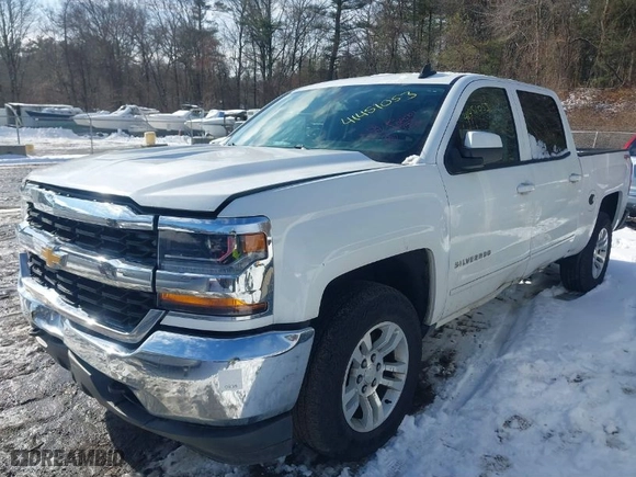 2016 Chevrolet Silverado 1500 LT with VIN 3GCUKREH8GG223505, listed as a IAAI auction lot 41451053 with 134,701 mi miles. Bid and sale history available at carsss.com. Image 2.