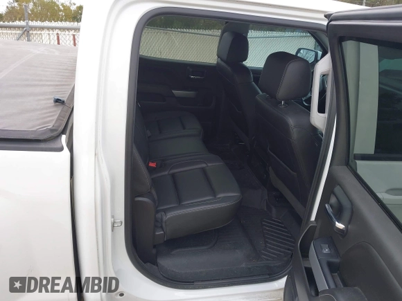 2018 Chevrolet Silverado 1500 LT with VIN 3GCUKREC3JG375591, listed as a IAAI auction lot 40887974 with 72,453 mi miles. Bid and sale history available at carsss.com. Image 8.