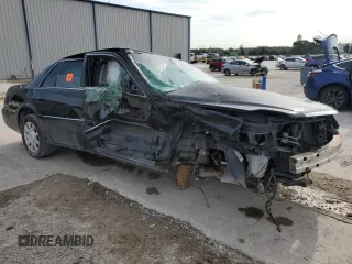 2010 Cadillac DTS 1SA z VIN 1G6KA5EY1AU116600, wystawiony jako Copart lot #71453974 z przebiegiem 111 626 mil mil oraz Szkoda całkowita • Salvage title. Historia ofert i sprzedaży dostępna na DreamBid. Obrazek 4.