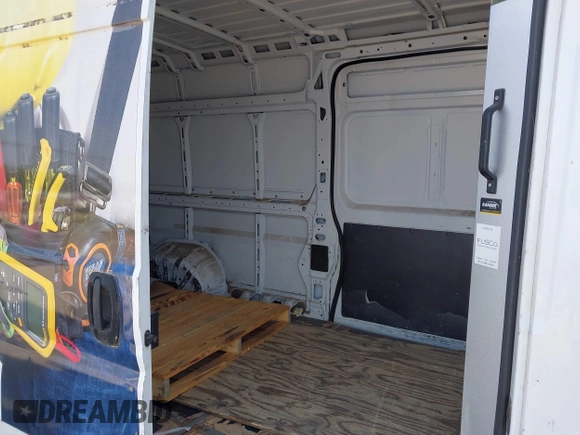 2019 Ram ProMaster Cargo with VIN 3C6URVJG5KE508028, listed as a IAAI auction lot 42090727 with 189,106 mi miles and . Bid and sale history available at carsss.com. Image 8.