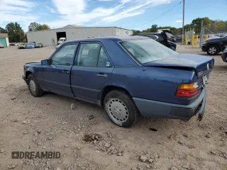 1986 Mercedes-Benz 300 E with VIN WDBEA30D4GA160943, listed as a Copart auction lot 74997584 with 81,982 mi miles and Salvage Title. Bid and sale history available at DreamBid. Image 2.