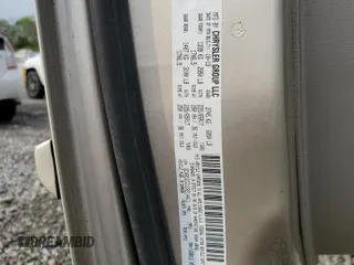 2014 Dodge Grand Caravan SXT z VIN 2C4RDGCG1ER214411, wystawiony jako Copart lot #55497065 z przebiegiem 176 662 mil mil oraz Czysty tytuł • Clean title. Historia ofert i sprzedaży dostępna na DreamBid. Obrazek 13.