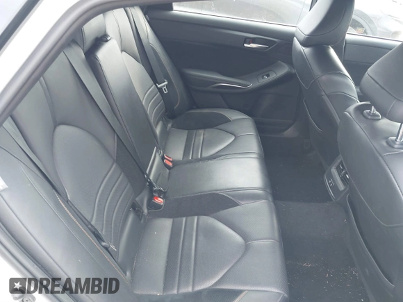 2019 Toyota Avalon XLE with VIN 4T1BZ1FB5KU014903, listed as a IAAI auction lot 41388692 with 100,599 mi miles. Bid and sale history available at carsss.com. Image 8.