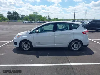 2017 Ford C-Max Energi Titanium with VIN 1FADP5FU4HL103927, listed as a IAAI auction lot 42092655 with 96,193 mi miles. Bid and sale history available at carsss.com. Image 13.